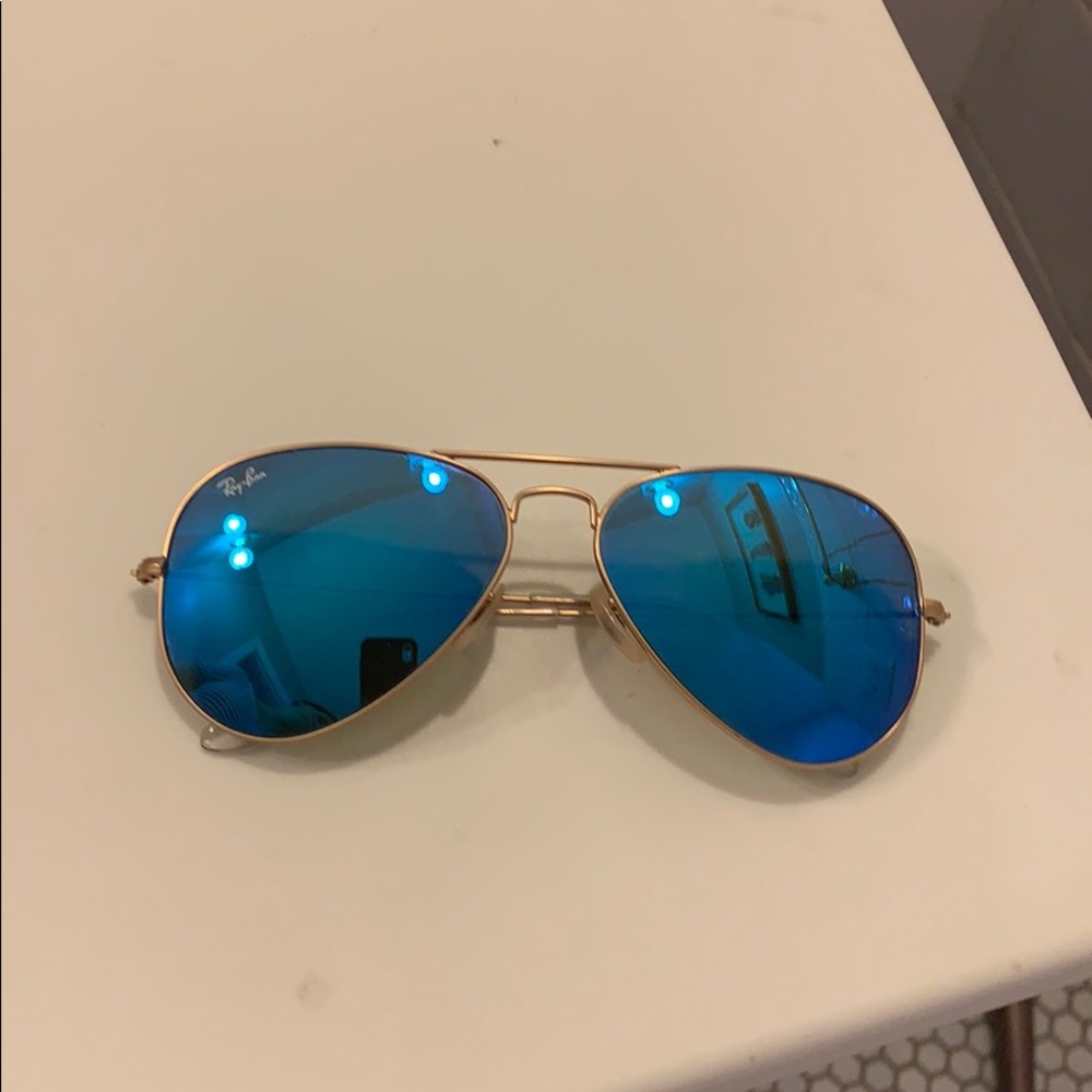 Blue Mirrored Ray-Ban Aviators 58mm